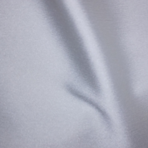 Gorgeous Blouse - Picture 3 of 3